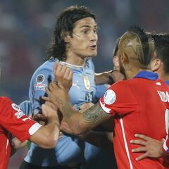 Las 8 frases que marcan la rivalidad entre Chile y Uruguay