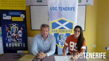 Cristina Martín-Prieto renueva su contrato con el Granadilla.