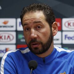 Machín: "El Sevilla necesita ir a ganar a todos los campos"