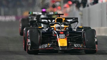 Red Bull Racing's Dutch driver Max Verstappen drives during the qualifying session of the Qatari Formula One Grand Prix at the Lusail International Circuit in Lusail, north of Doha, on November 30, 2024. (Photo by Giuseppe CACACE / AFP)