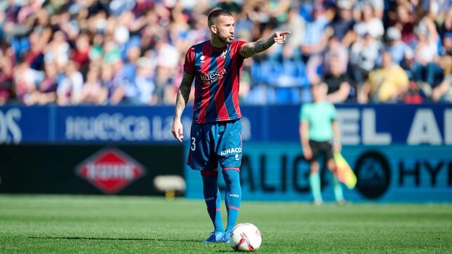 El Huesca pierde a su único pivote