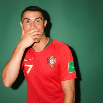 Las poses más estrambóticas de los jugadores en la foto oficial