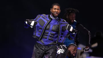 Usher ha armado un show de medio tiempo con más de 10 canciones y varias colaboraciones. Aquí los mejores memes del Halftime Show.