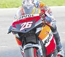Los campeones ven a Pedrosa en el podio