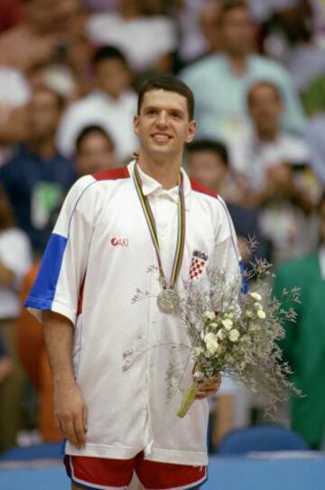 El 27 de julio de 1992 Croacia se enfrentó al 'Dream Team' de EE.UU. en la final de los Juegos Olímpicos de Barcelona 1992. Petrovic y su equipo consiguieron la plata. En la imagen, Petrovic y Ewing.