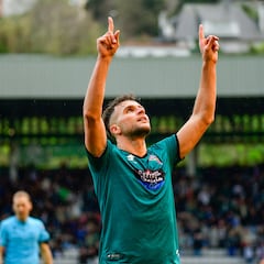 El Racing de Ferrol se aferra a su líder del gol: Álvaro Giménez