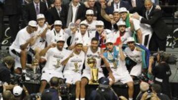 CAMPEONES. San Antonio sumó su quinto anillo el curso pasado.