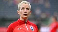 Sep 16, 2023; Portland, Oregon, USA; OL Reign forward Megan Rapinoe (15) warms up