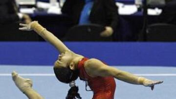 Izurieta, en el ejercicio de suelo.