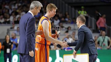 22/09/19 BALONCESTO
PARTIDO FINAL SUPERCOPA DE ESPAÑA
REAL MADRID vs BARCELONA
FINAL TRIPLES Brock Motum
