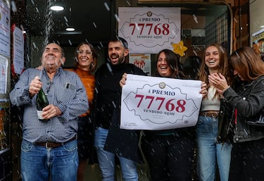 El Mediterráneo también tiene su cuota de suerte, con Valencia demostrando ser un imán para los grandes premios. Es habitual ver administraciones de la zona celebrando por todo lo alto bajo el sol del Levante.