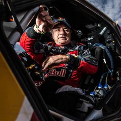 Sainz no se baja del Mini