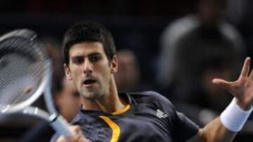 Djokovic, primer semifinalista en Bercy