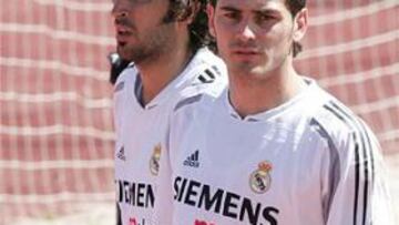 <B>HASTA 2011. </B>Casillas y el Madrid anunciarán la renovación del portero hasta 2011.