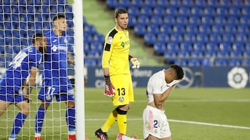 18/04/21 PARTIDO PRIMERA DIVISION 
 GETAFE - REAL MADRID 
 TRISTEZA OCASION MARIANO 