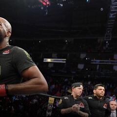 La UFC quiere a Jones por el título del pesado en verano