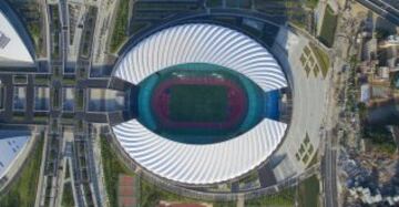 Haixia Olympic Center Stadium, ubicado en Fuzhou en China. Capacidad para más de 59 mil espectadores.