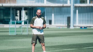 Claudio Giráldez, técnico del Celta, durante un entrenamiento del equipo vigués.