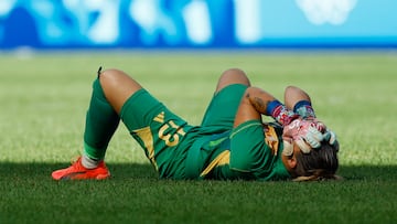 Paris 2024 Olympics - Football - Women's Bronze Medal Match - Spain vs Germany - Lyon Stadium, Decines-Charpieu, France - August 09, 2024. Cata Coll of Spain dejected after Germany win the bronze medal. REUTERS/Albert Gea