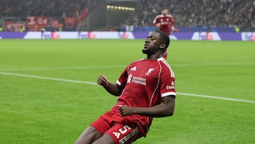 Ibrahima Konaté, jugador del Liverpool, celebra su gol anotado ante el Eintracht de Frankfurt en Champions League.