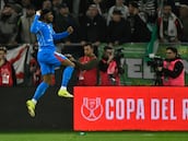 La Copa mola con Ademola