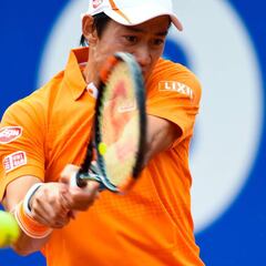 Nishikori cruises through to the semi-finals in Barcelona