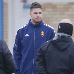 Vigaray se ejercita con el grupo casi once meses después