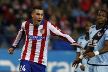 Giménez celebra el 3-1 en propia puerta de Manucho. 