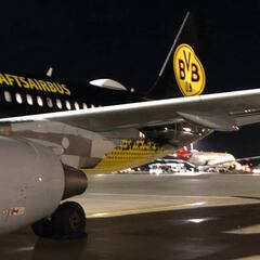 El colmo del desastre: que te metan siete goles y tener que volver en el avión del enemigo