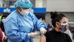 Vacunación en Perú: qué trabajadores pueden pedir licencia con goce de haber y cómo hacerlo