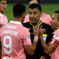 La furia de la UC con Tobar: expulsó a Lanaro y Zampedri en la previa del clásico