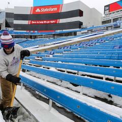 NFL moves Browns-Bills matchup amid snow; when was the wildest snow game in Buffalo?