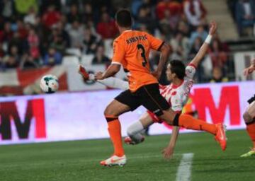 1-2. Oscar Díaz marca el primer tanto.