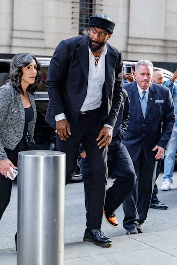 Amar'e Stoudemire, exjugador de baloncesto estadounidense, llegando al Madison Square Garden para presenciar el cuarto partido de la eliminatoria de Playoffs entre los Boston Celtics y los New York Knicks.