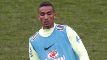 Danilo, ayer con Brasil.