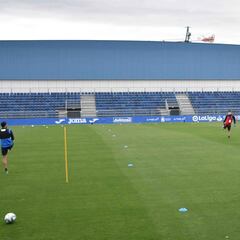 El Fuenla 'renueva' a toda su plantilla para después del 30-J