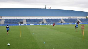 El Fuenla 'renueva' a toda su plantilla para después del 30-J