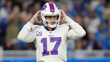 DETROIT, MICHIGAN - NOVEMBER 24: Josh Allen #17 of the Buffalo Bills looks on during the second half against the Detroit Lions at Ford Field on November 24, 2022 in Detroit, Michigan.   Nic Antaya/Getty Images/AFP (Photo by Nic Antaya / GETTY IMAGES NORTH AMERICA / Getty Images via AFP)