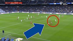 La acción clave de Benzema en la previa a su gol del 4-2