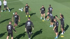 El caño que se llevó Hazard fue tan colosal que hasta él se llevó las manos a la cabeza