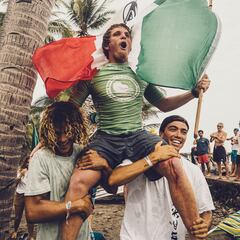 Alan Cleland, el surfista mexicano que competirá en París 2024