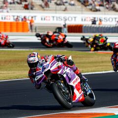 Resumen carrera al esprint MotoGP GP de Valencia: resultados y resumen en Cheste