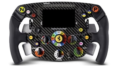 8 volantes, sistemas de vuelo y gamepads de Thrustmaster con descuento