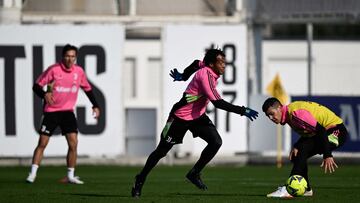 Juan Guillermo Cuadrado durante un entrenamiento con Juventus.