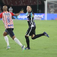 Viera anota golazo y le da el triunfo a Junior ante Jaguares