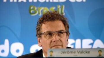 El secretario general de la FIFA, J&eacute;r&ocirc;me Valcke, en rueda de prensa este jueves en el Maracan&aacute;.