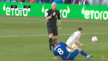 Una de esas entradas que ves la repetici¨®n y no das cr¨¦dito: el patad¨®n a Kovacic fue terror¨ªfico