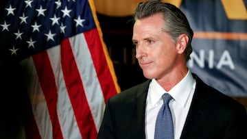 El gobernador de California, Gavin Newsom, hace una aparici&oacute;n despu&eacute;s del cierre de las urnas en la elecci&oacute;n revocatoria, en la sede del Partido Dem&oacute;crata de California en Sacramento, California, Estados Unidos, el 14 de septiembre de 2021. 