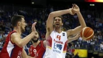 Pau Gasol, durante el partido frente a Serbia.