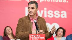 Felipe González es el presidente del Gobierno con más mandatos en cuanto a tiempo de la historia de España, donde no hay límite de mandatos para dirigir el país.